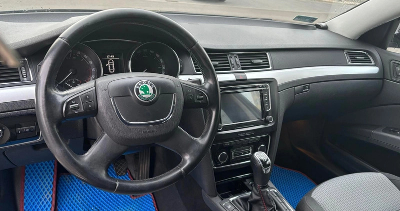 Skoda Superb cena 21500 przebieg: 364500, rok produkcji 2009 z Włocławek małe 106